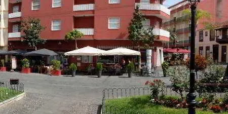 Maga * Πουέρτο Ντε Λα Κρουζ